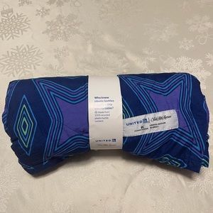 NEW United Saks Fifth Avenue Claude Kameni Limited Edition Blanket